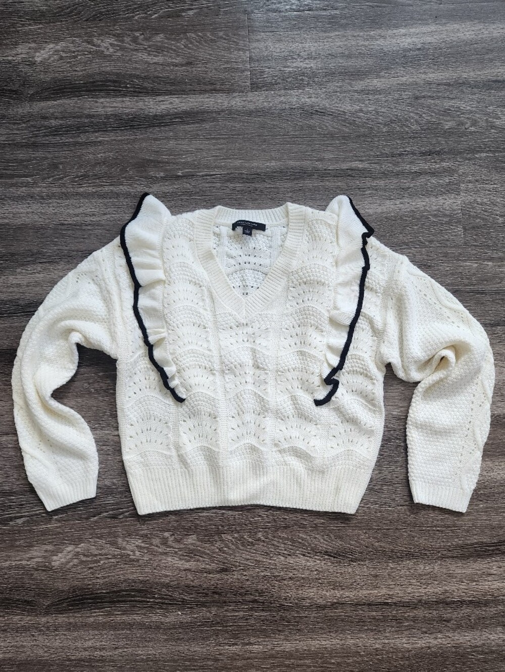 Banana Republic Cream & Black V-Neck Sweater with Black Ruffle Trim Long Sleeve